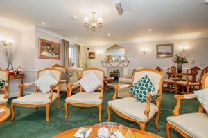 Communal Lounge- click for photo gallery